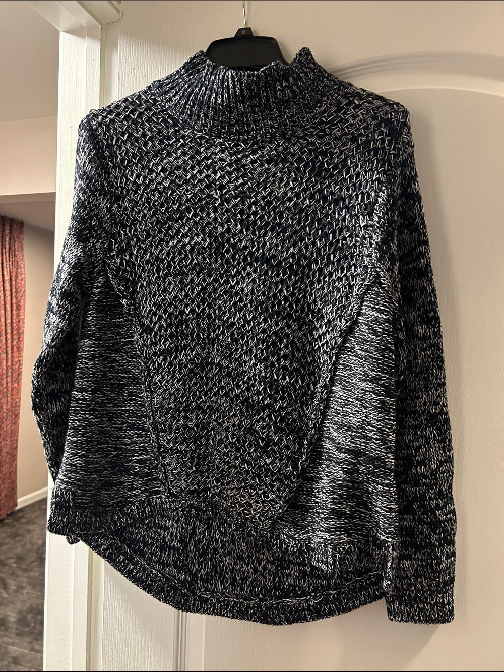 525 America Black & White Marled Turtleneck Sweater